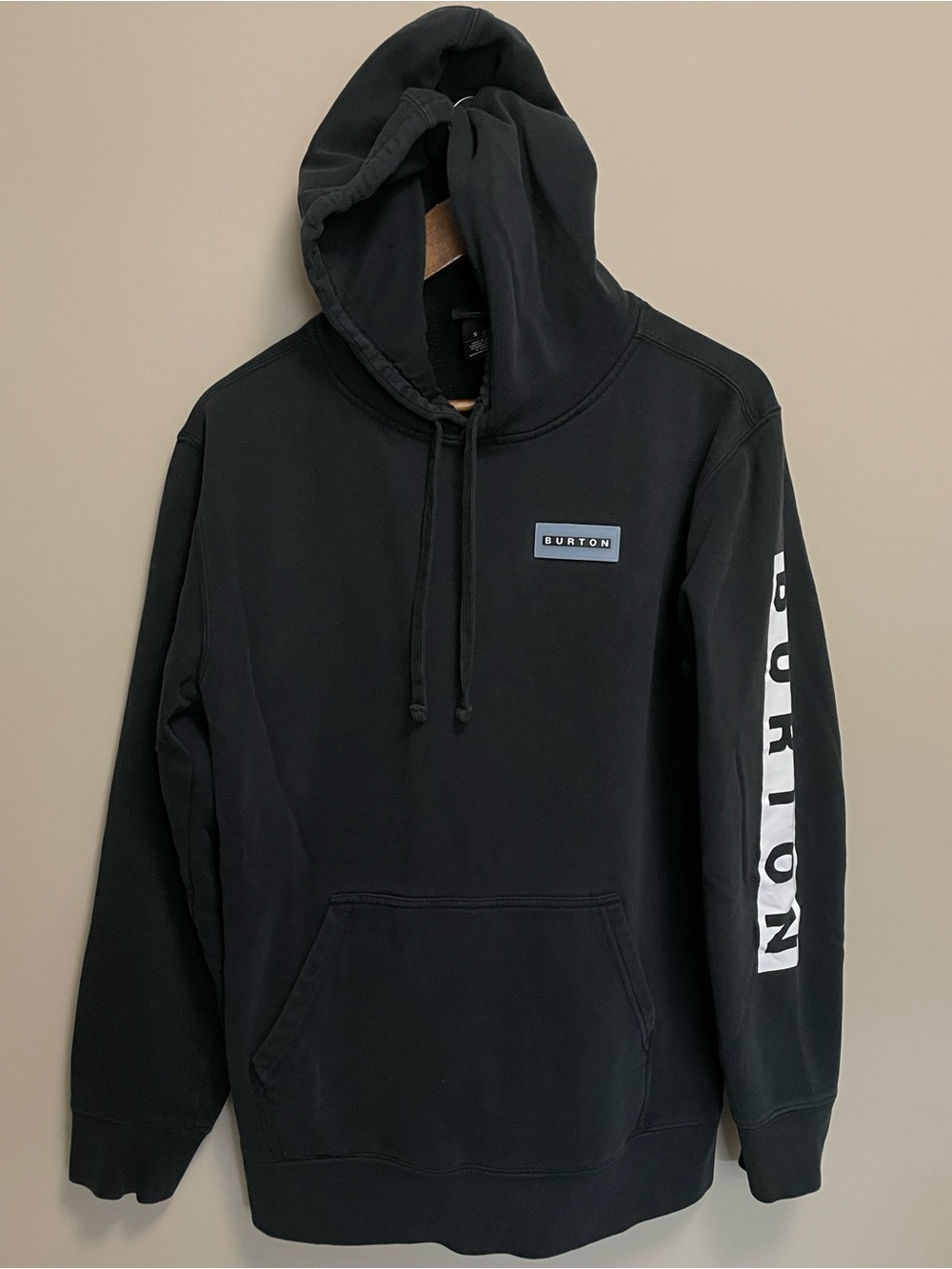 Burton Black Pullover Hoodie with White Sleeve Logo Men’s Small